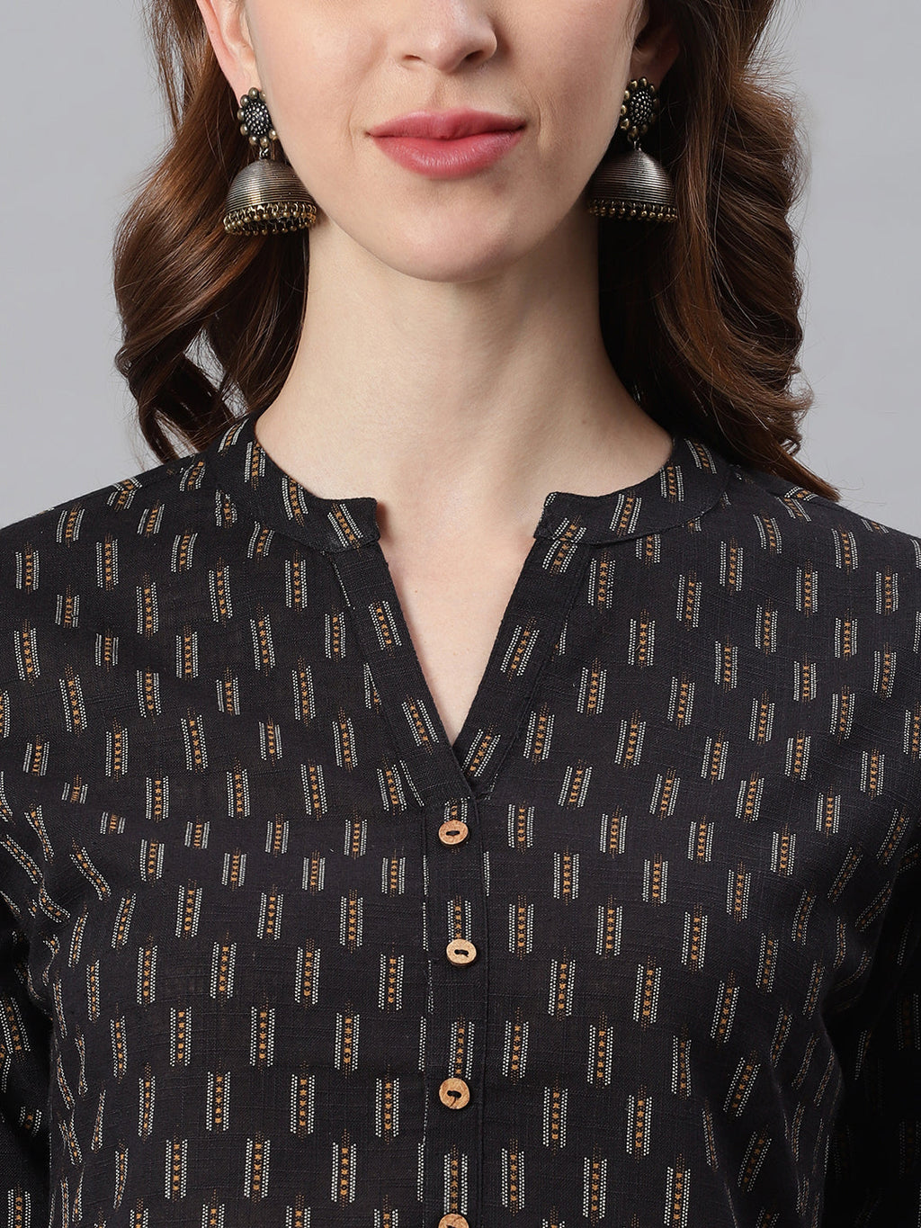 Janasya Women's Black Cotton Slub Geometric Print Straight Tunic