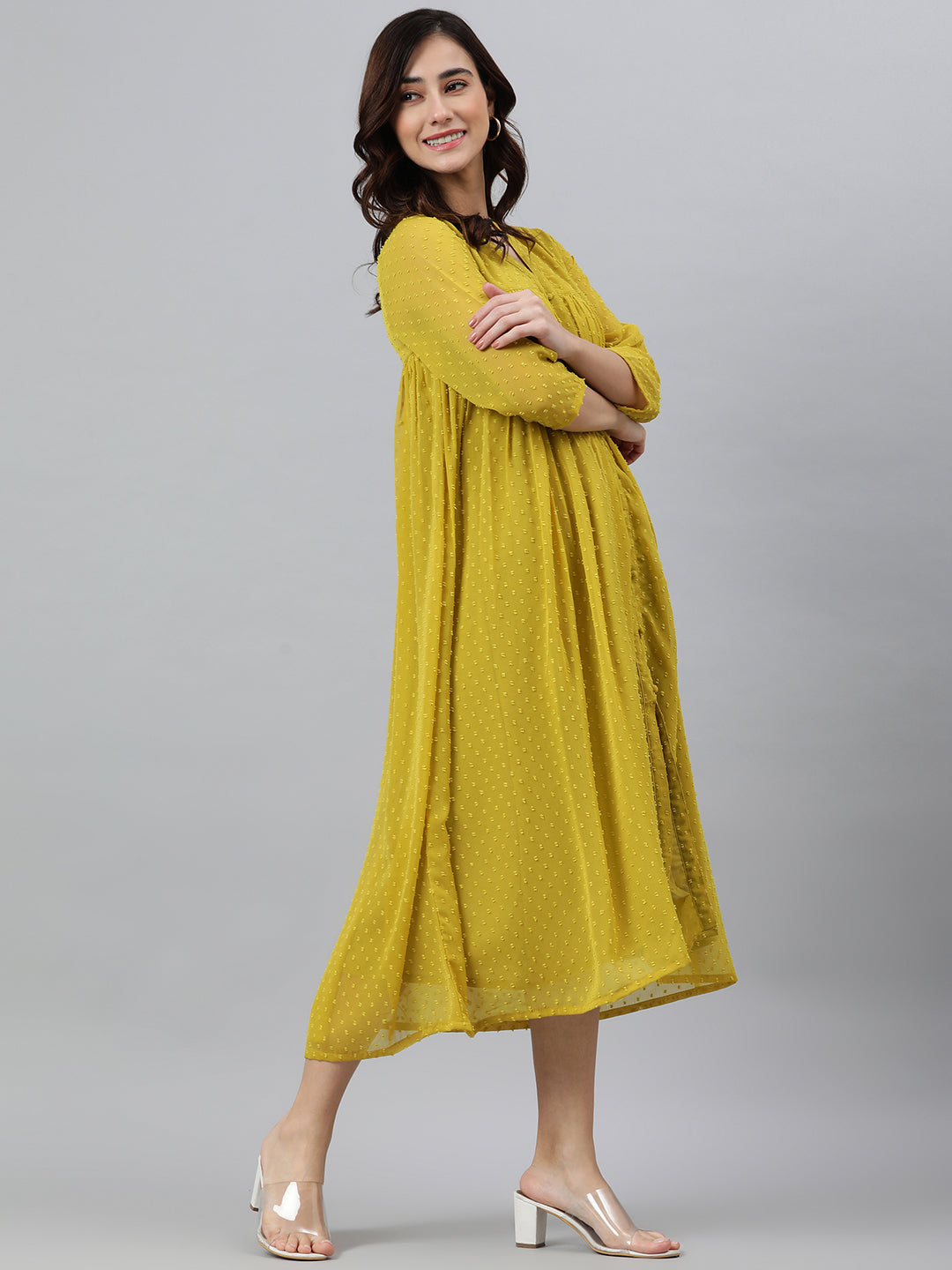 Janasya Mustard Poly Chiffon Self Design Frontslit Kurta