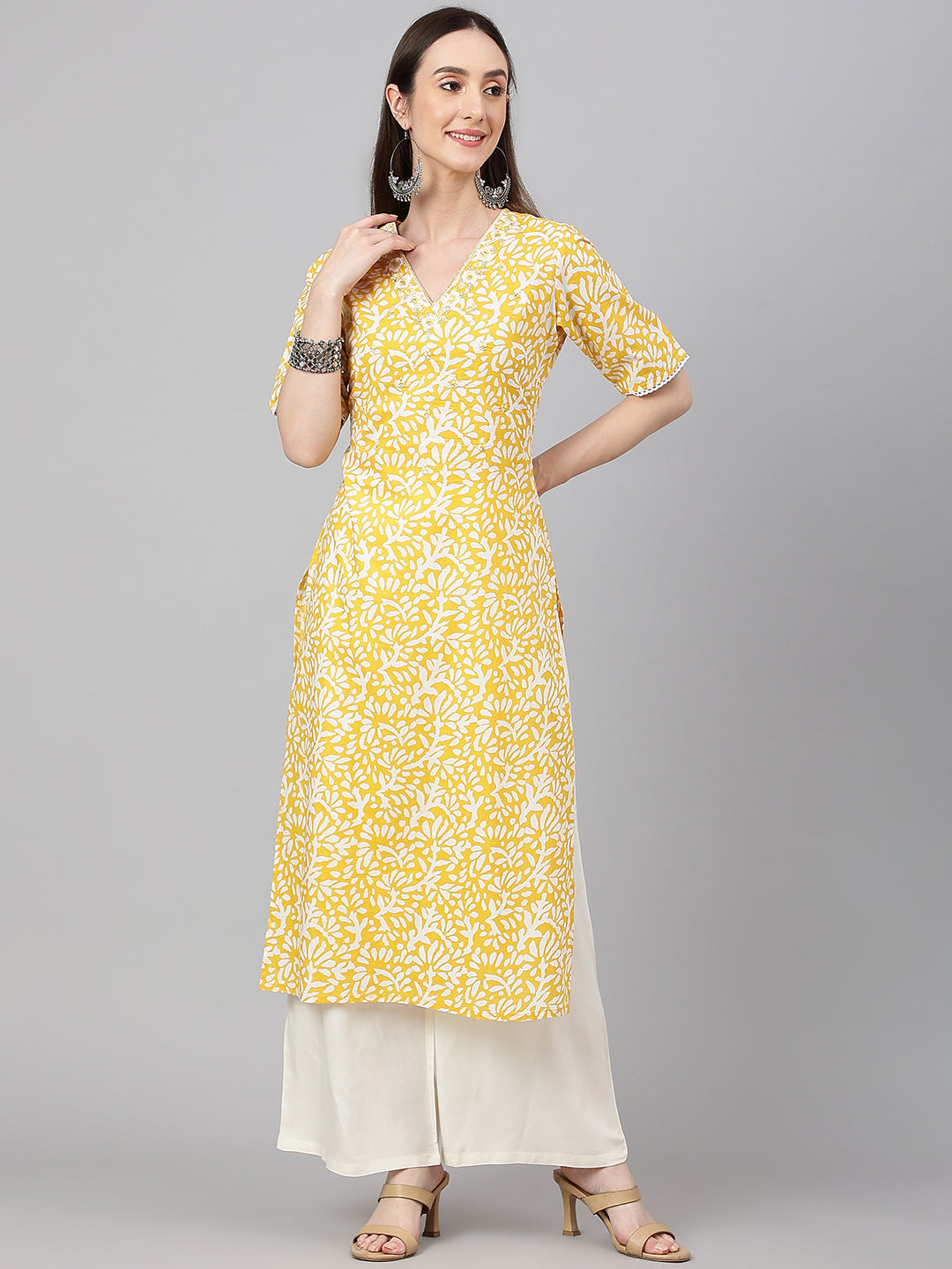 Janasya Women's Yellow Cambric Cotton Printed Casual Straight Kurta
