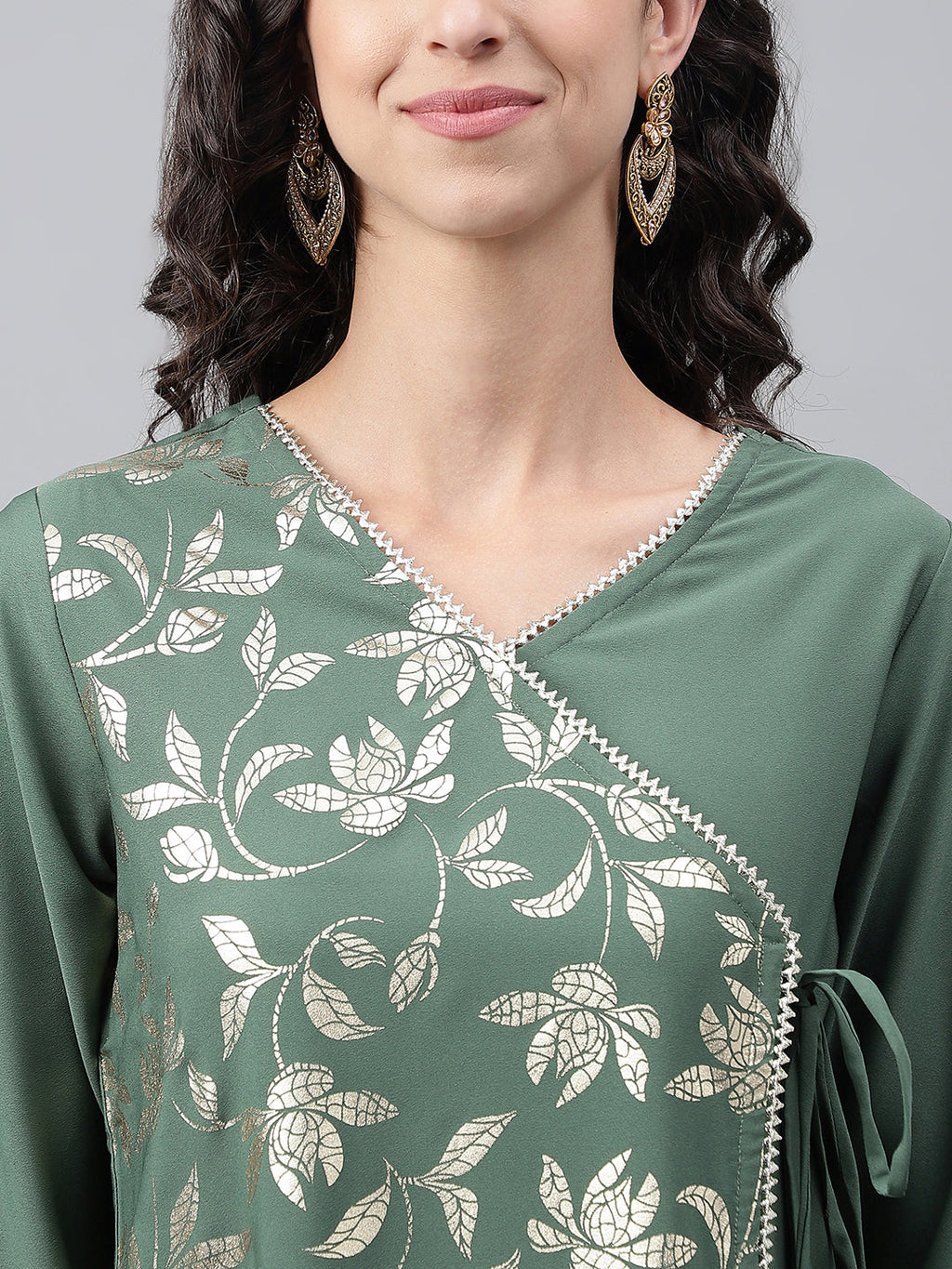 Janasya Women's Green Crepe Foil Printed Festive Angrakha Kurta