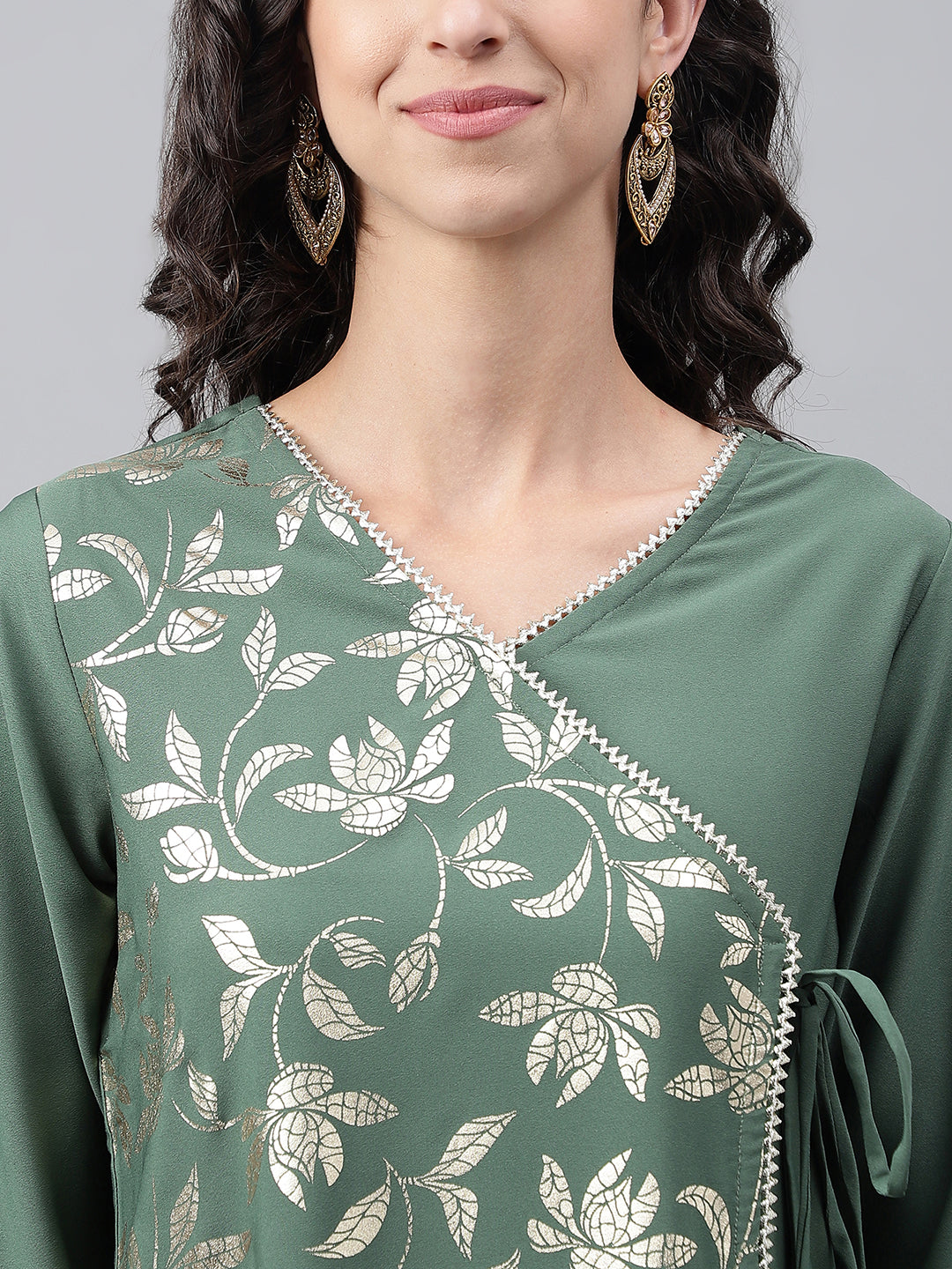 Janasya Women's Green Crepe Foil Printed Festive Angrakha Kurta