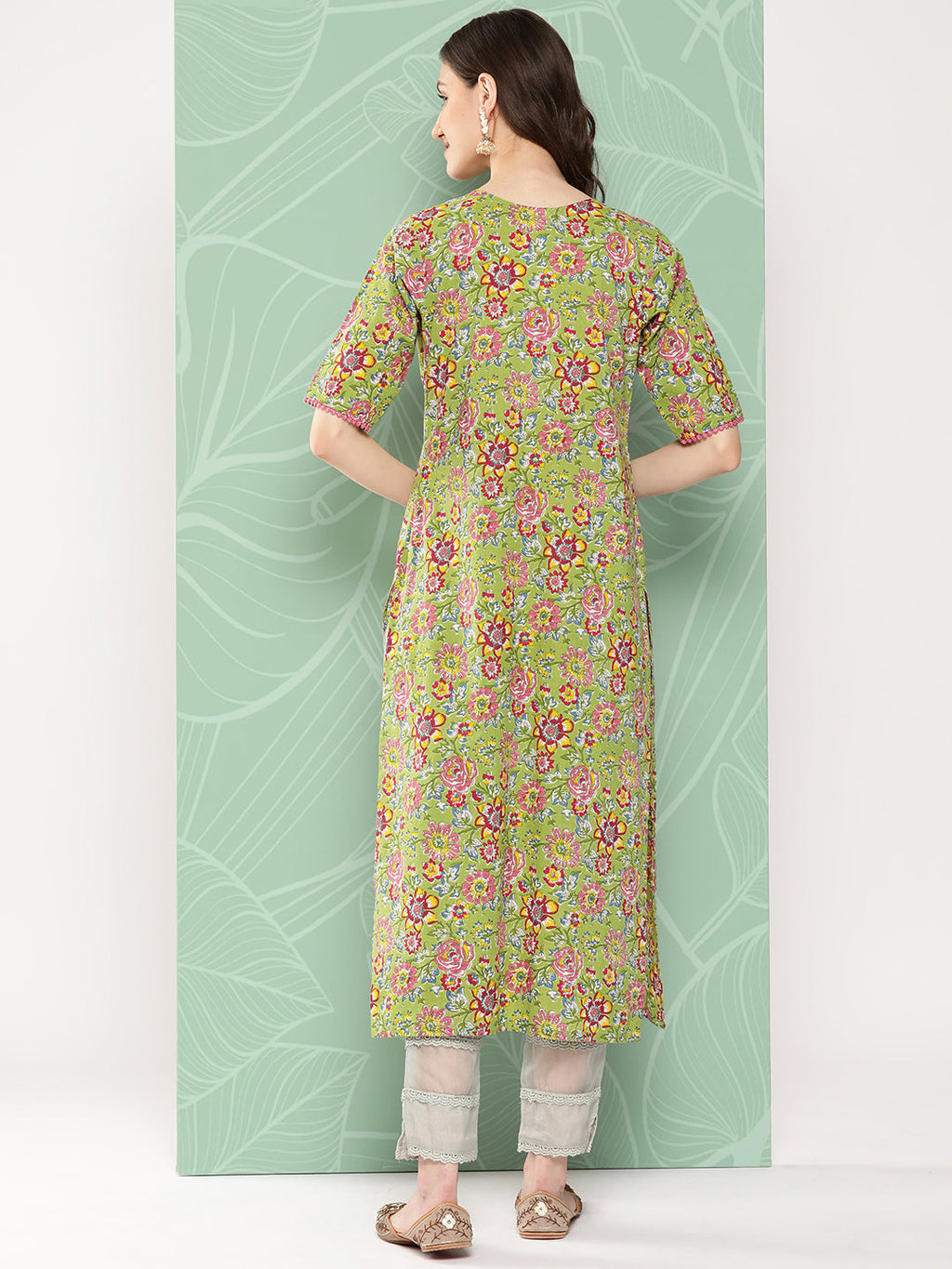 Janasya Women's Green Cotton Floral Printed Casual Straight Kurta