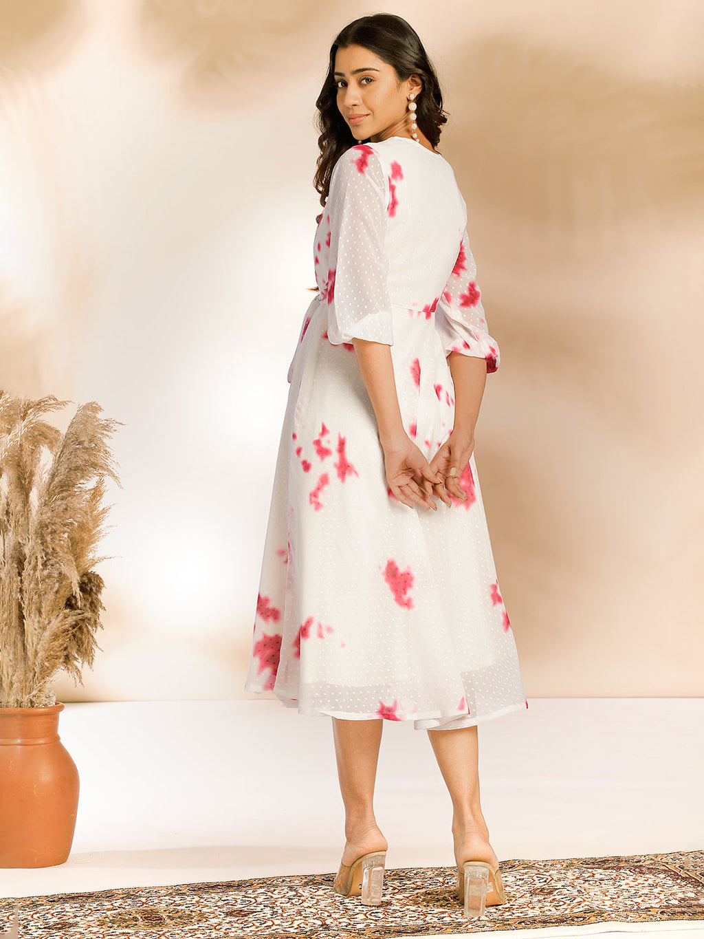 Janasya Off White Dobby Georgette Tie & Dye Fit & Flare Dress