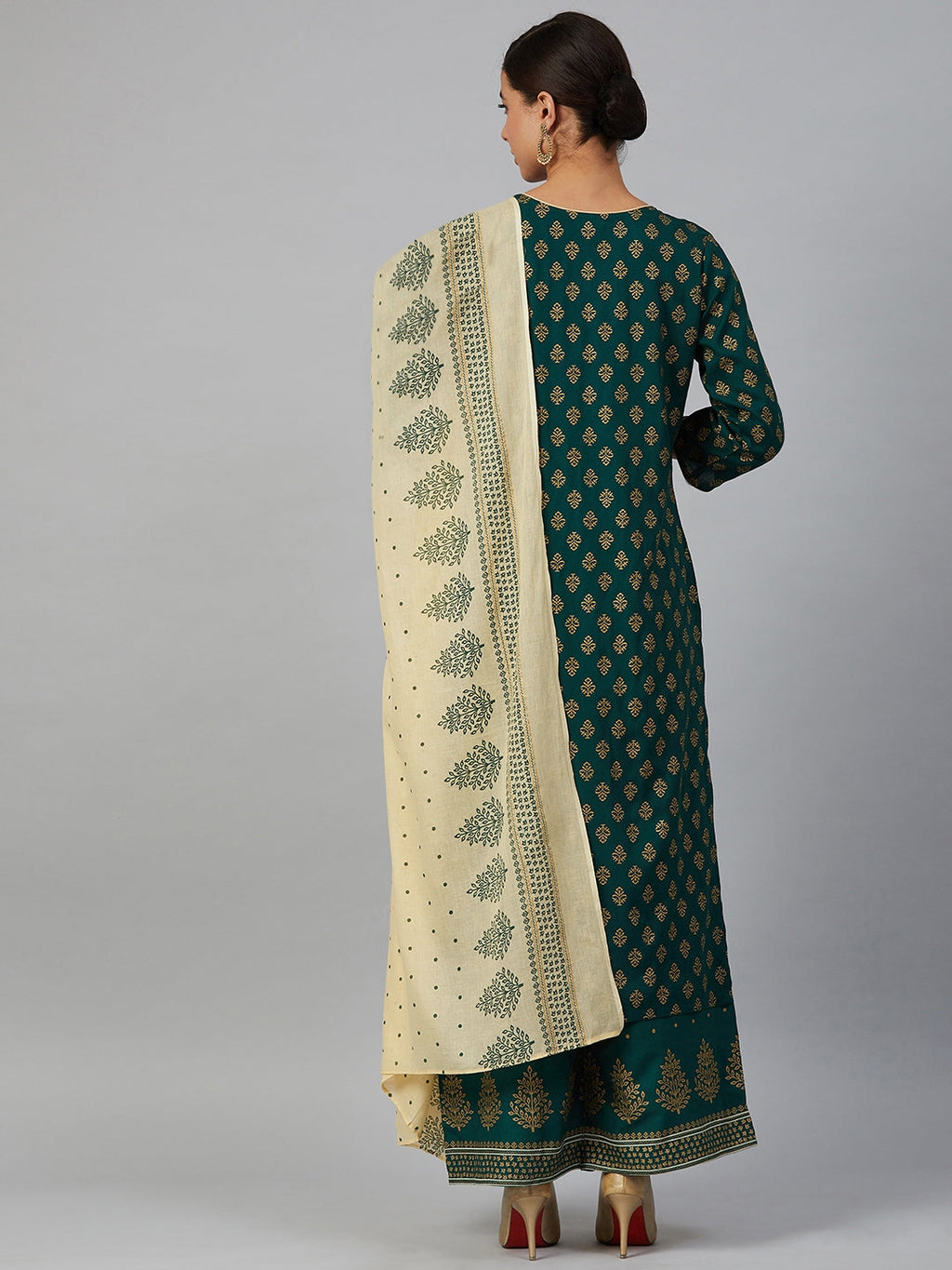Jompers Women Green & Golden Printed Kurta with Palazzos & Dupatta