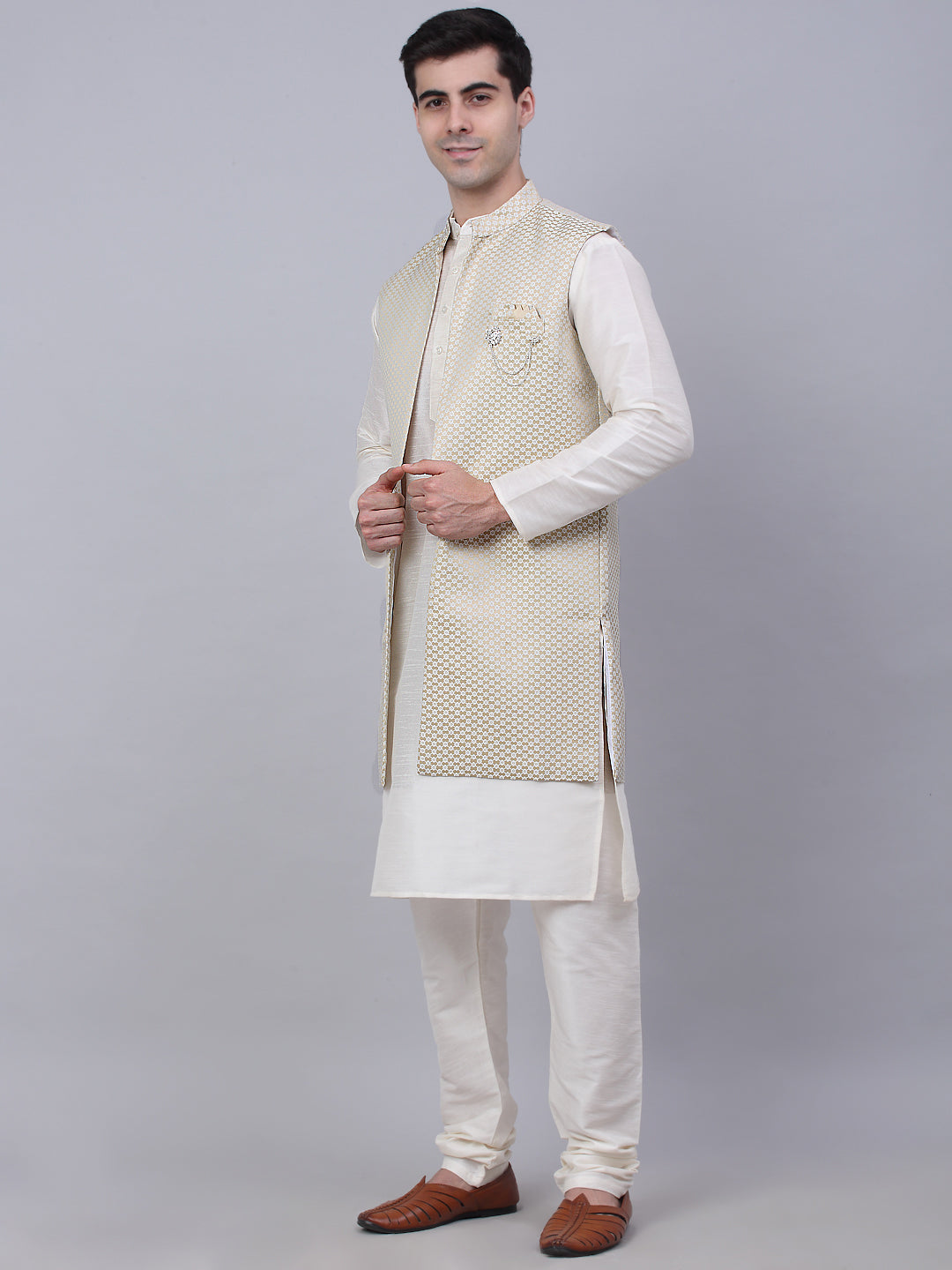 Jompers Men's Solid Kurta Pyjama With Shrug Jacket - Beige