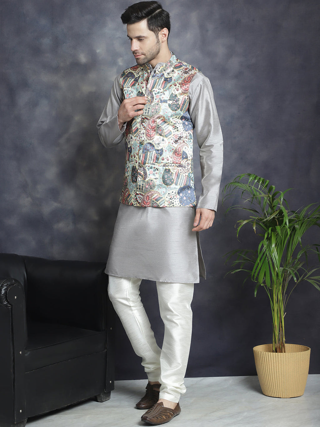 Jompers Men's Digital Print and Zari Work Nehru Jacket With Kurta Pyjama Set - Blue