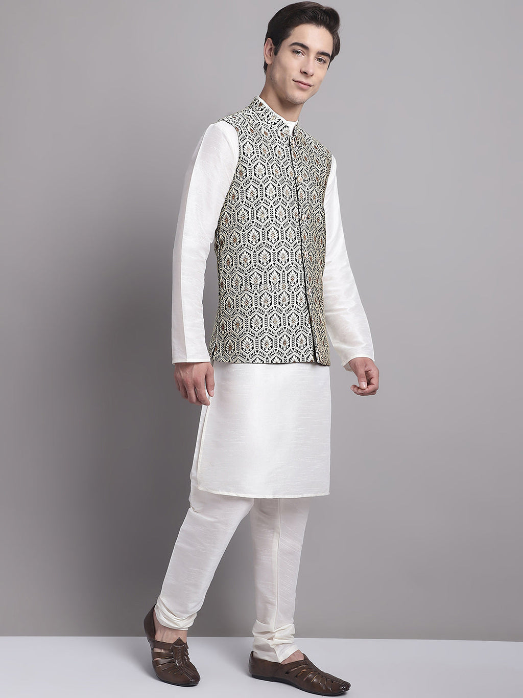 Jompers Men's Silver and Black Woven Design Nehru Jacket With Solid Kurta Pyjama