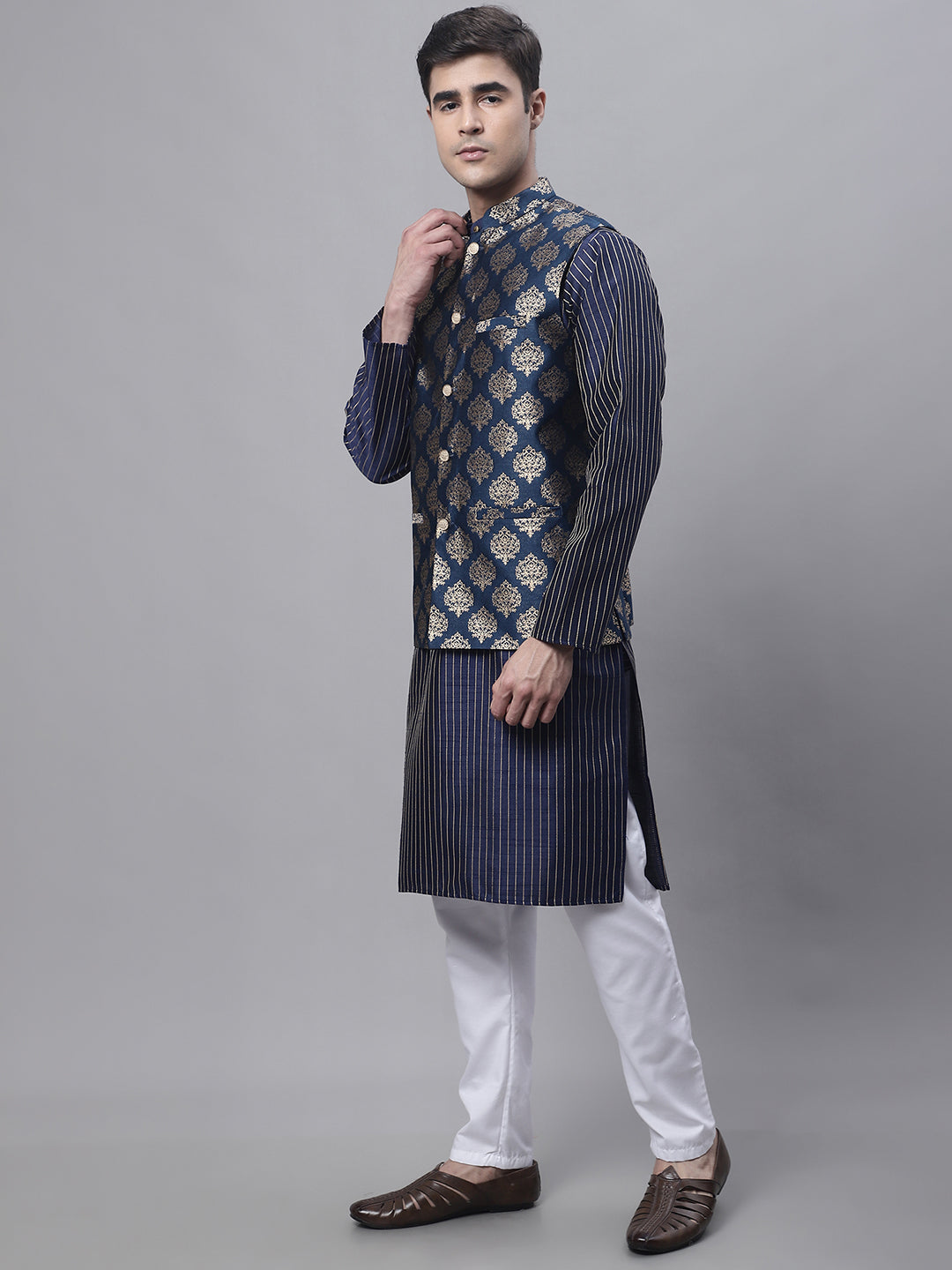 Jompers Men's Navy Blue Embroidered Kurta Pyjama With Floral Printed Nehru Jacket