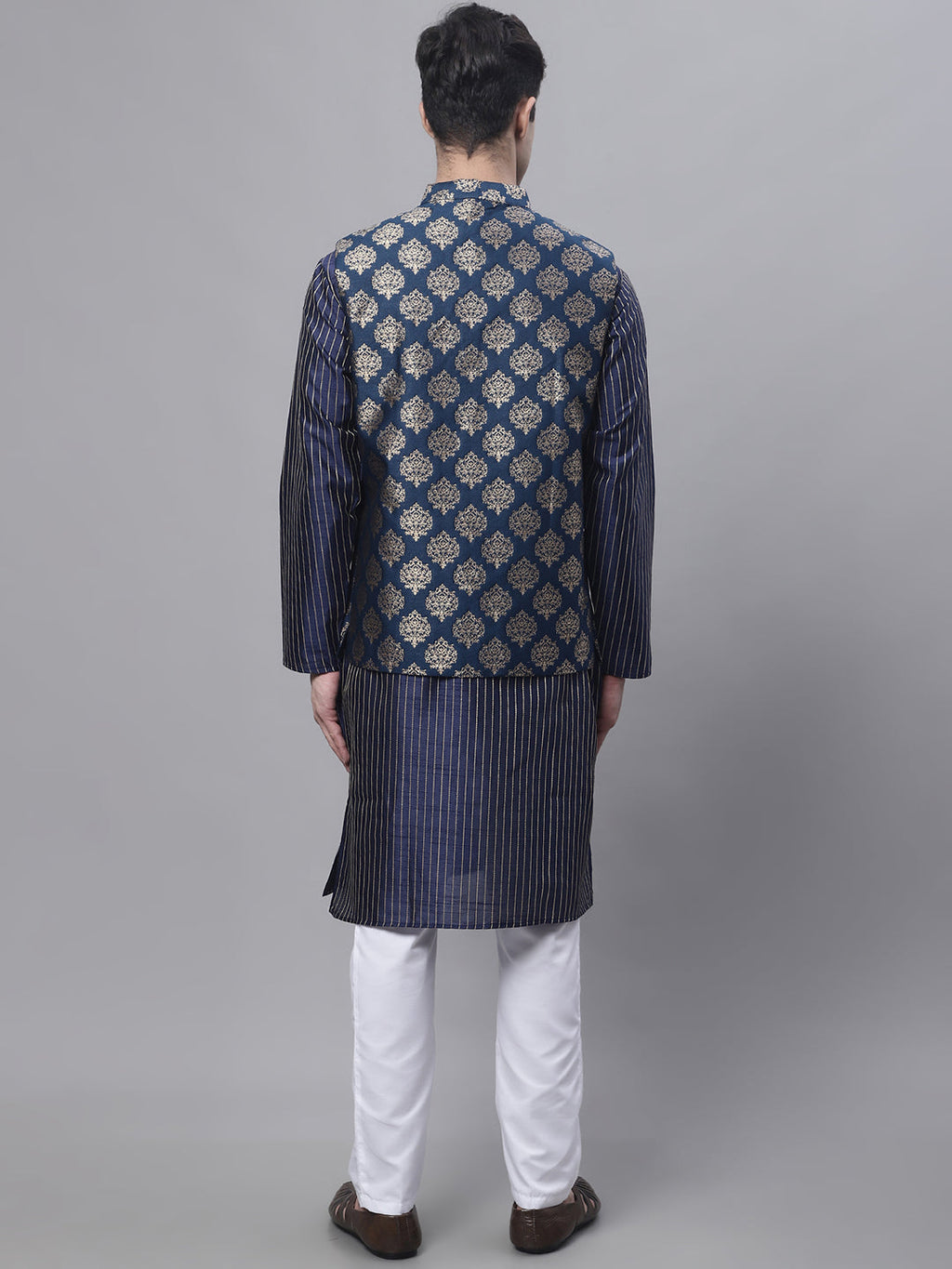 Jompers Men's Navy Blue Embroidered Kurta Pyjama With Floral Printed Nehru Jacket