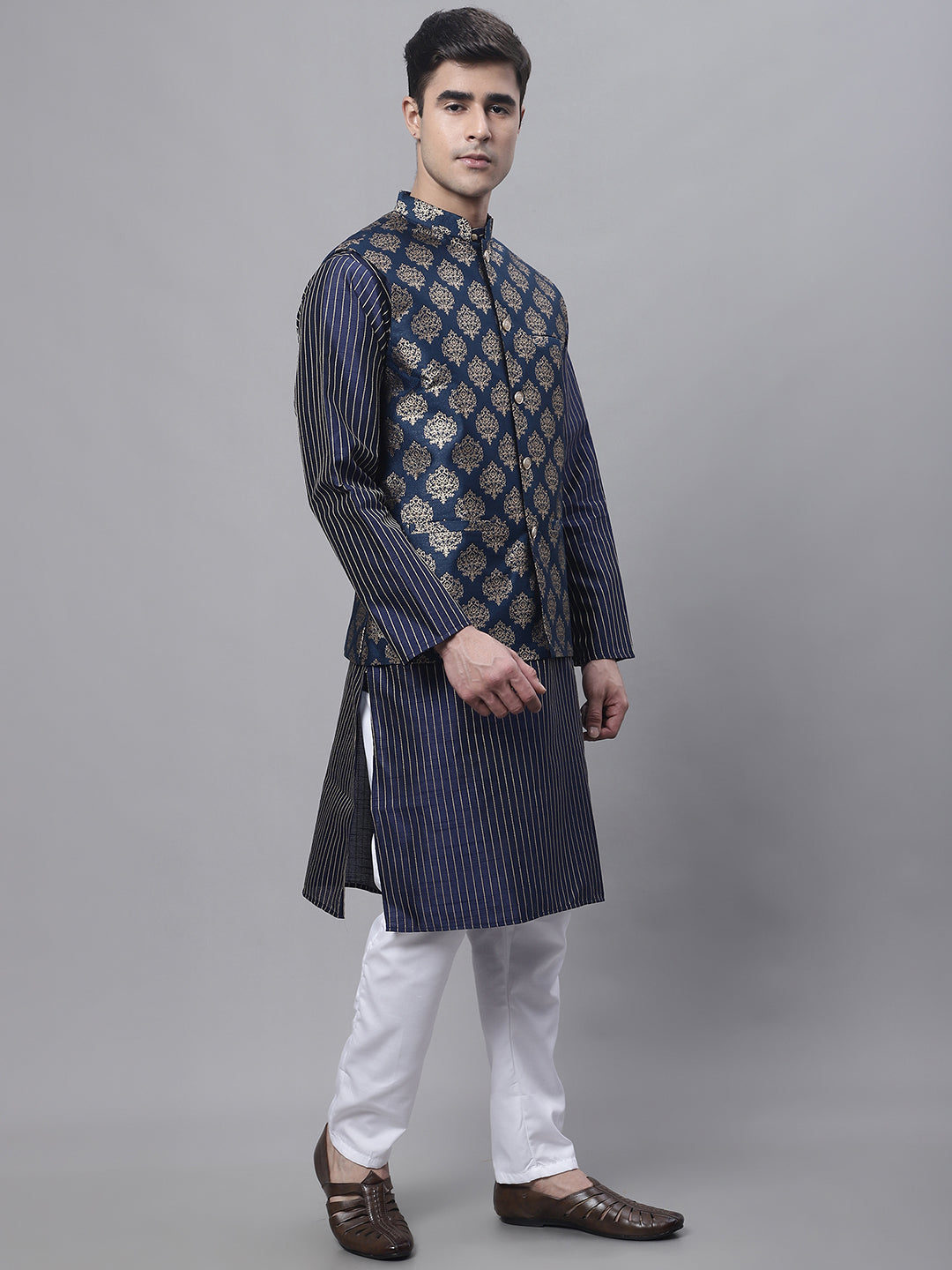 Jompers Men's Navy Blue Embroidered Kurta Pyjama With Floral Printed Nehru Jacket