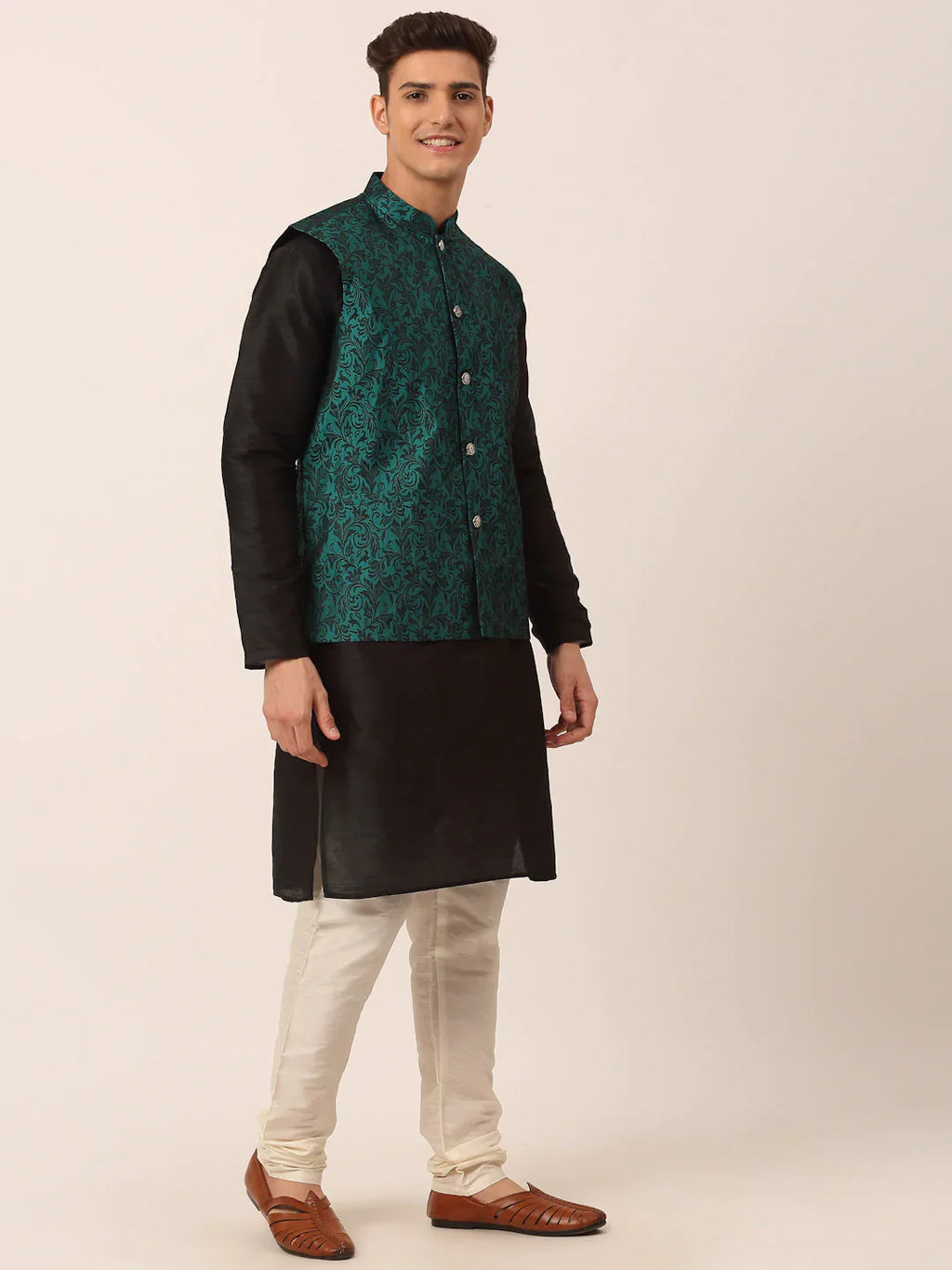 Jompers Men's Solid Kurta Pyjama With Green Woven Design Nehru Jacket