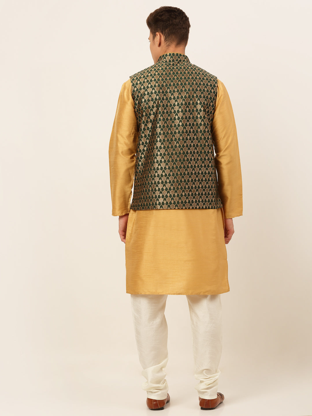 Jompers Men's Solid Kurta Pyjama With Nehru Jacket - DOlive