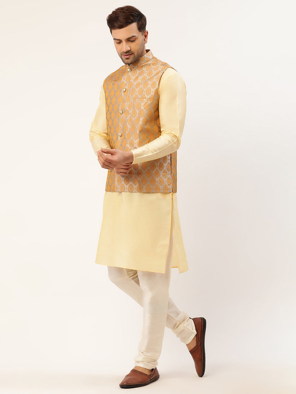 Jompers Men's Woven Design Nehru Jacket and Kurta Pyjama Set - Silver