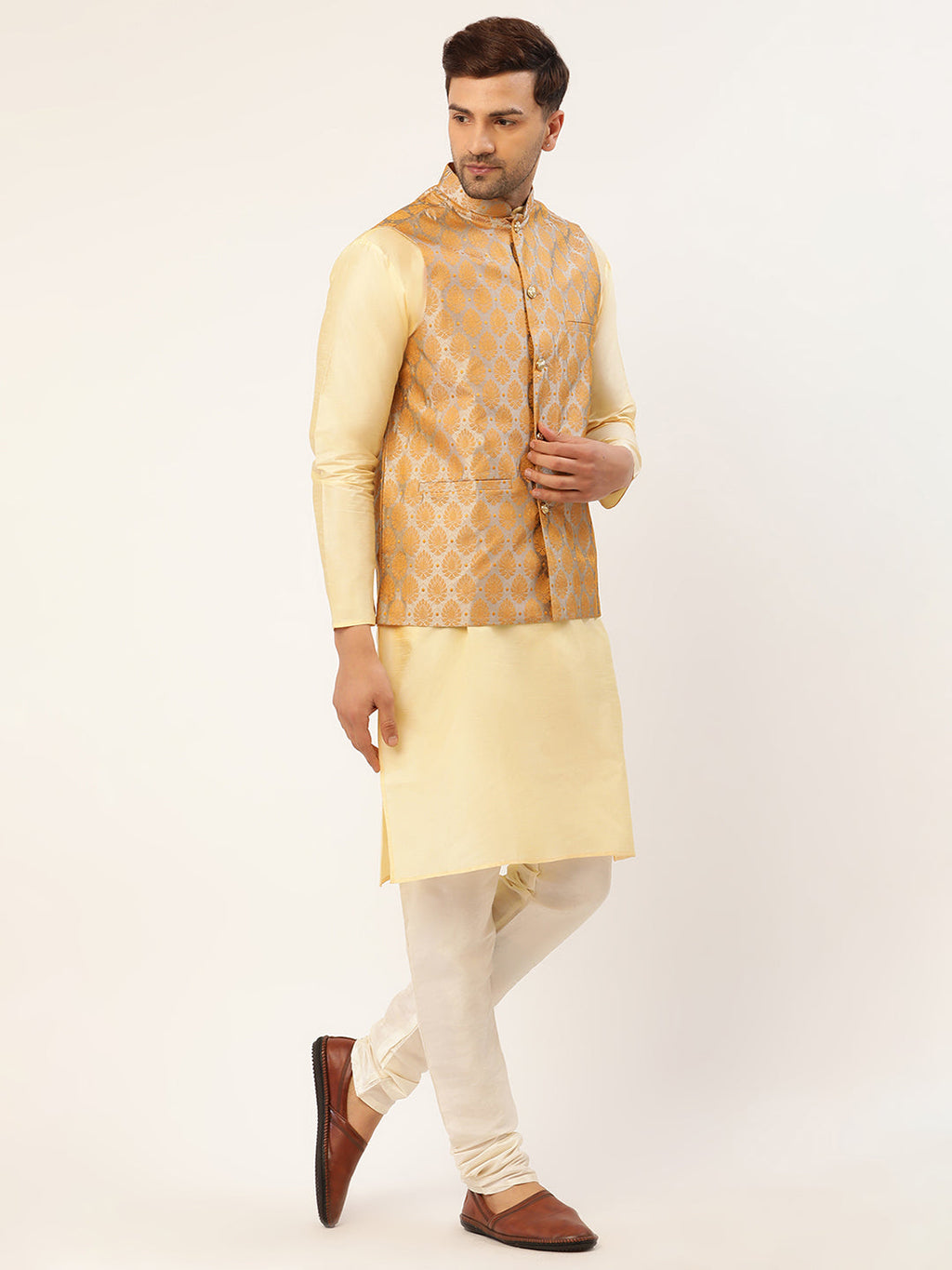 Jompers Men's Woven Design Nehru Jacket and Kurta Pyjama Set - Silver
