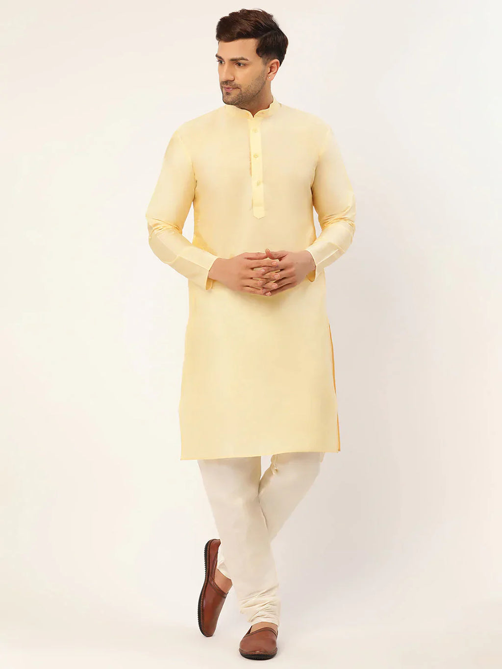 Jompers Men's Solid Kurta Pyjama With White Embroidered Nehru Jacket
