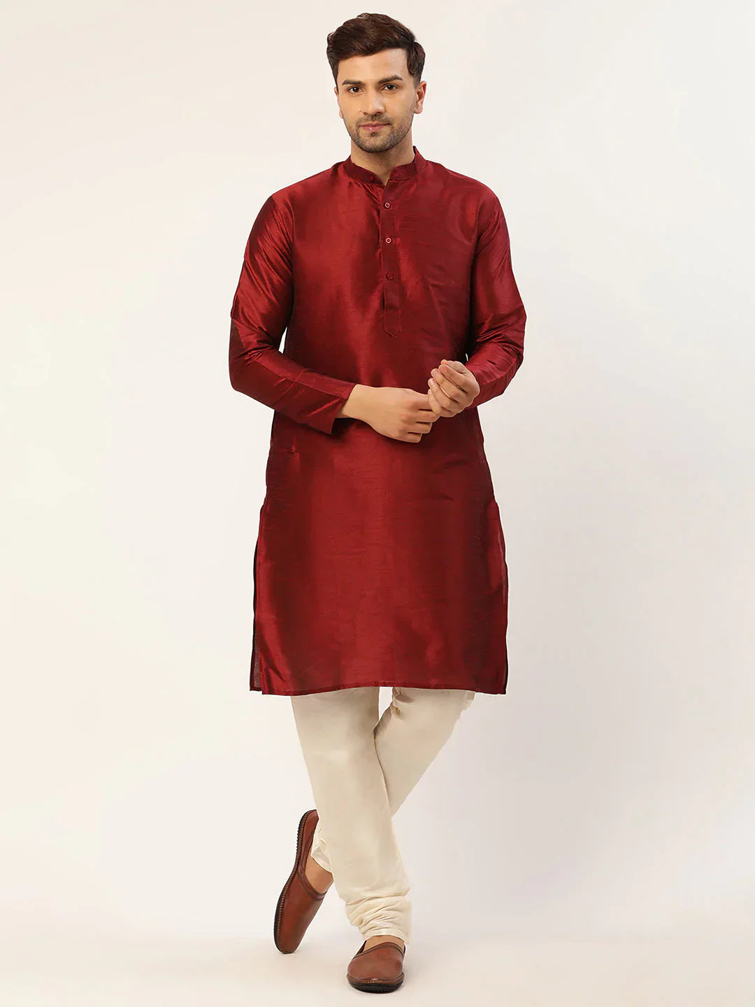Jompers Men's Solid Kurta Pyjama With White Embroidered Nehru Jacket