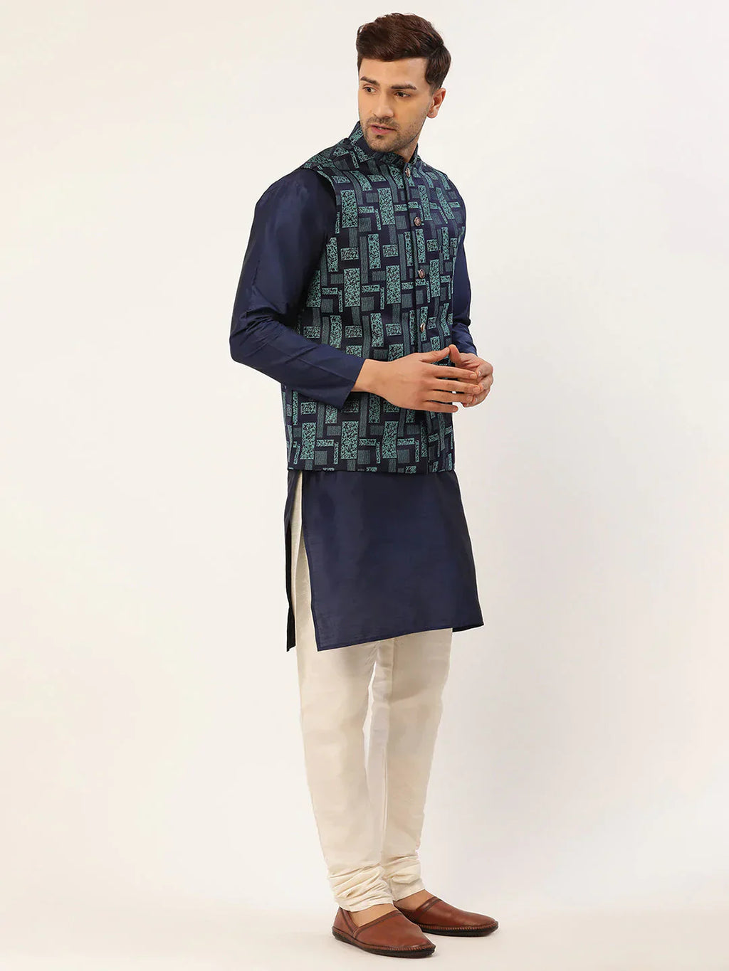 Jompers Men's Solid Kurta Pyjama With Blue Woven Design Nehru Jacket