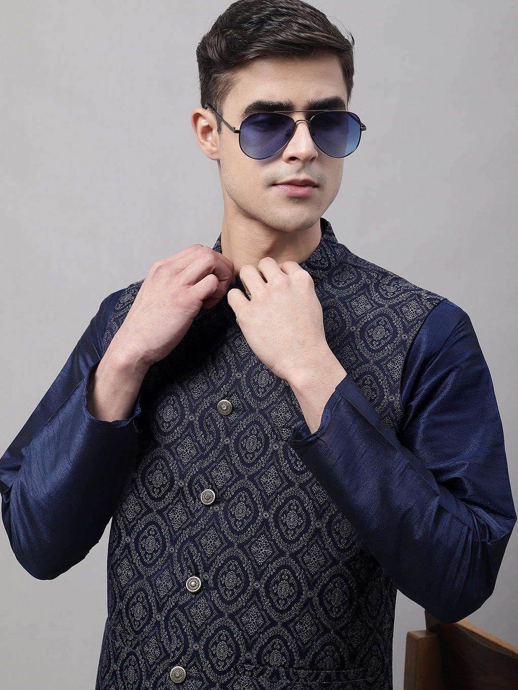 Jompers Men's Navy Blue Solid Kurta Pyjama with Silver Woven Design Nehru Jacket
