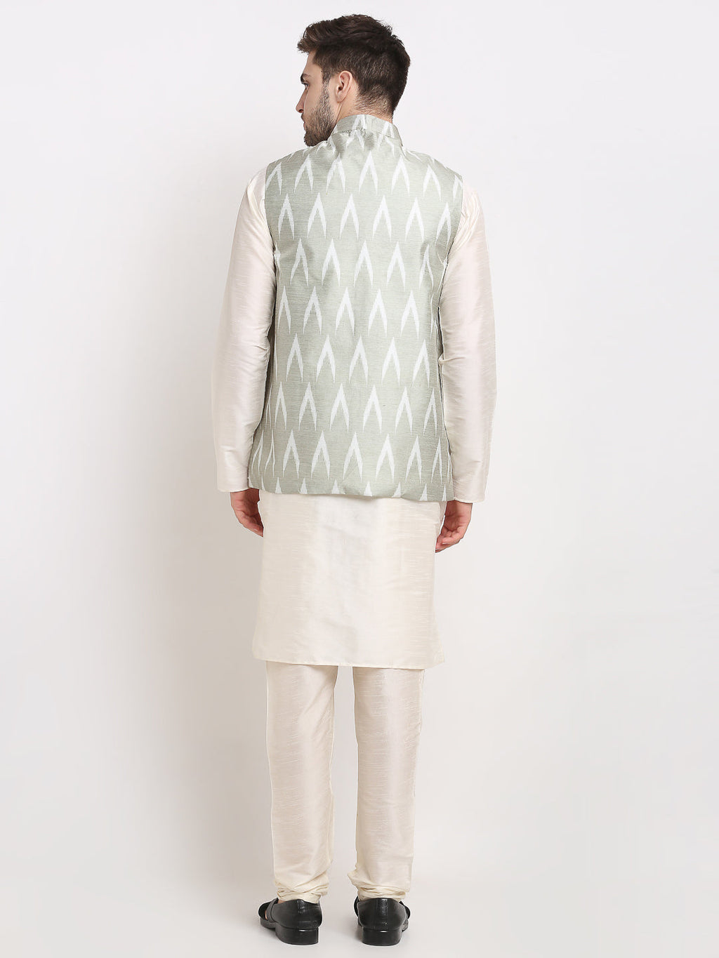 Jompers Men's Ikat Print Nehru Jacket & Kurta Pyjama ( Grey )