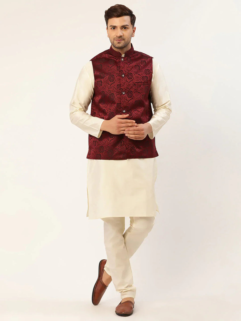 Jompers Men's Solid Kurta Pyjama With Maroon Floral Embroidered Nehru Jacket