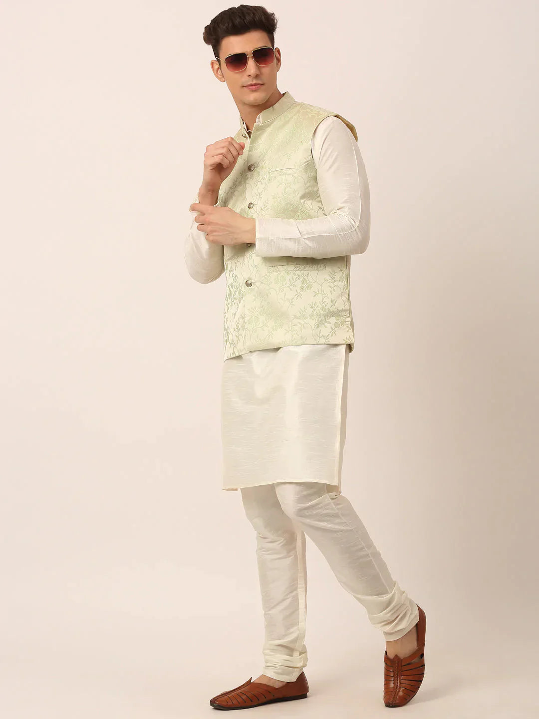 Jompers Men's Solid Kurta Pyjama With Pista Green Floral Embroidered Nehru Jacket