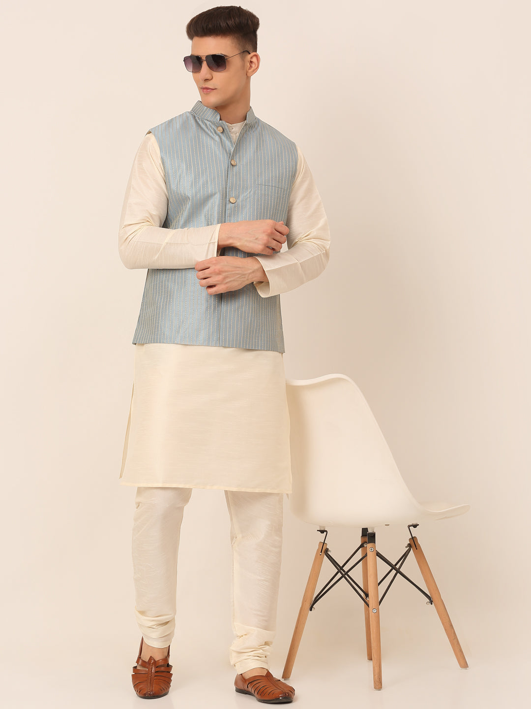 Jompers Men's Solid Kurta Pyjama With Striped Embroidered Nehru Jacket - Blue