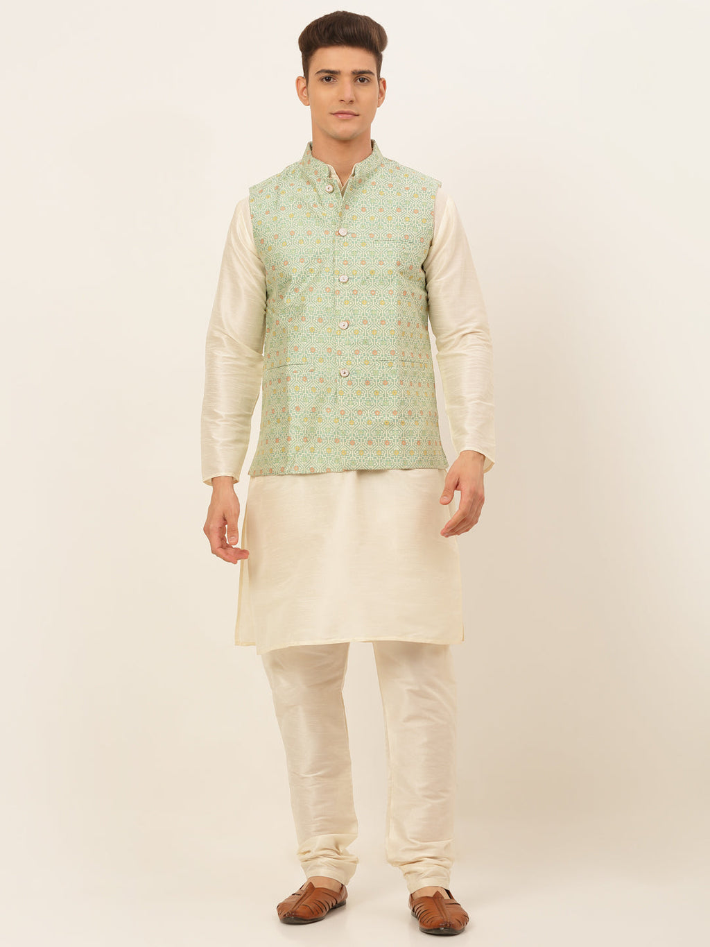 Jompers Men's Solid Kurta Pyjama With Nehru Jacket - Green