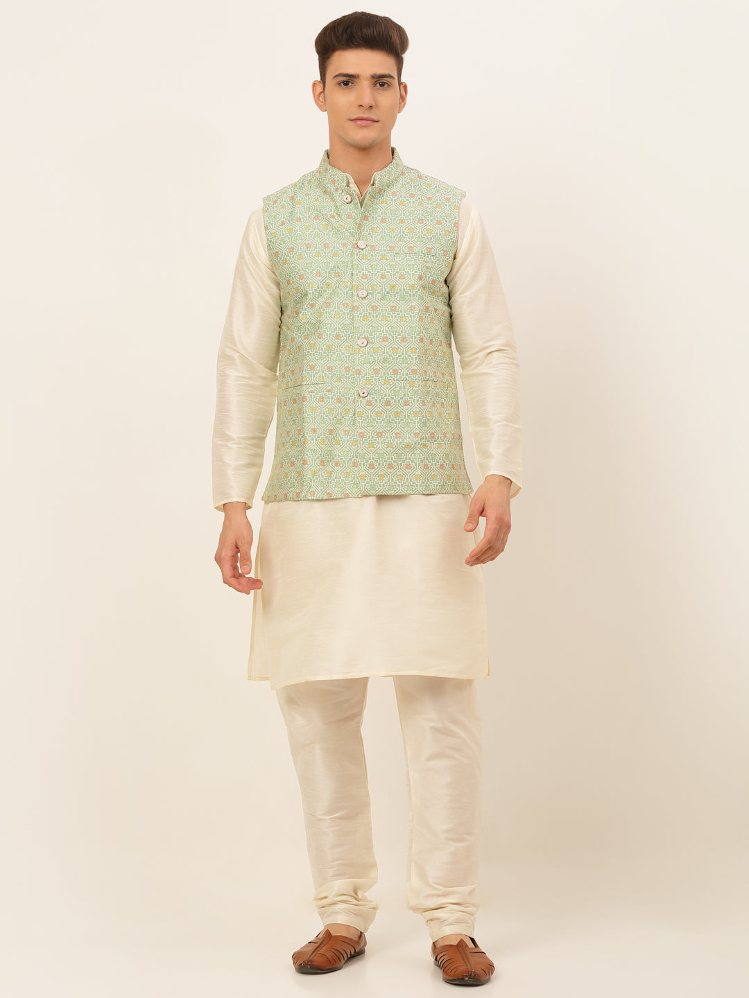 Jompers Men's Solid Kurta Pyjama With Nehru Jacket - Green