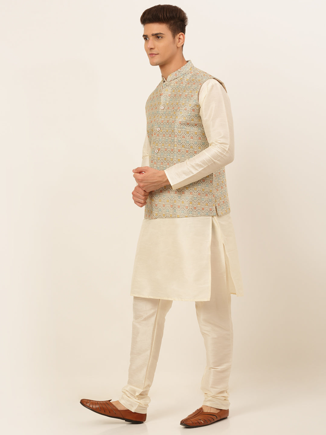 Jompers Men's Solid Kurta Pyjama With Nehru Jacket - Grey