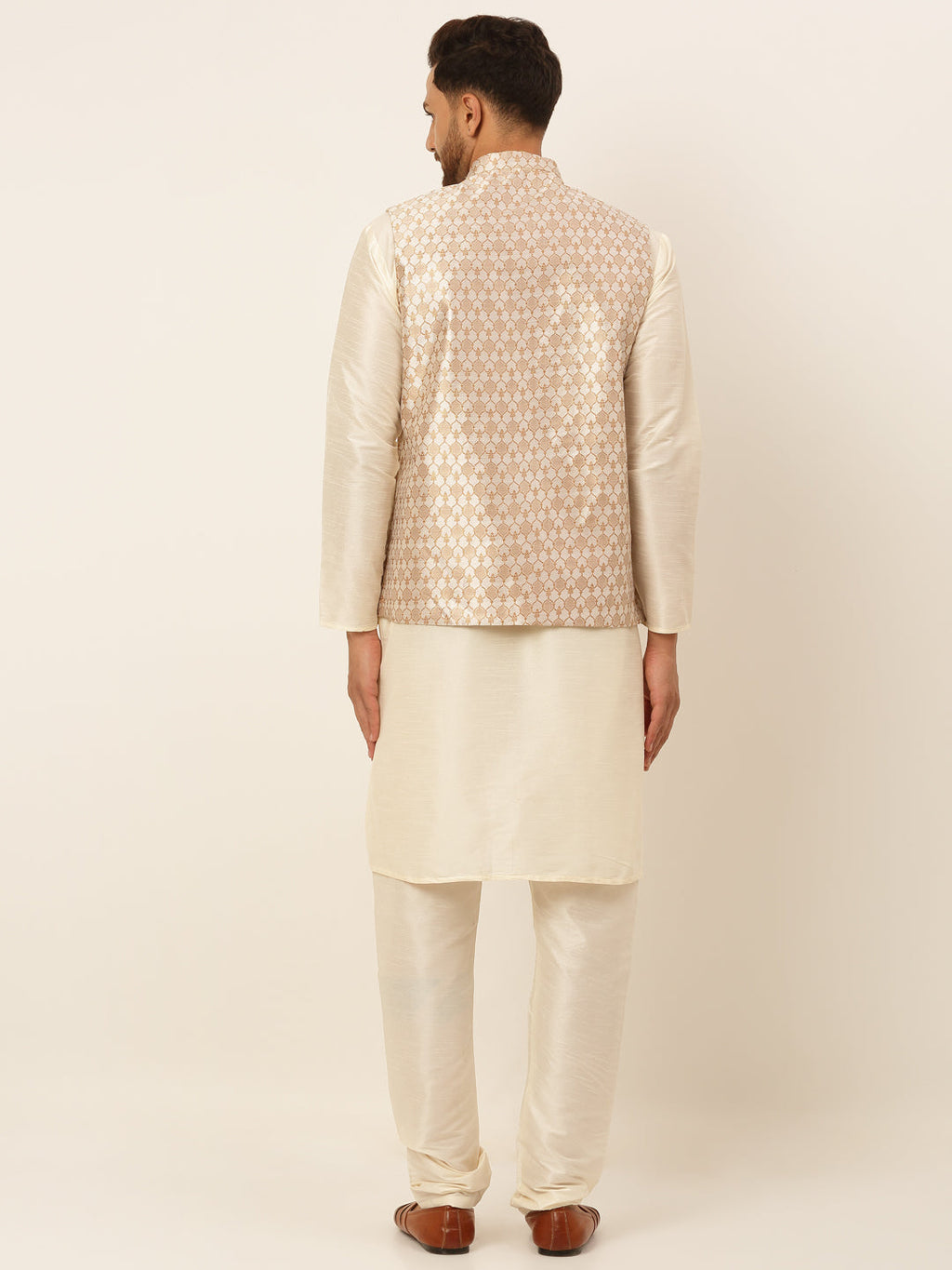 Jompers Men's Solid Kurta Pyjama With Nehru Jacket - Silver