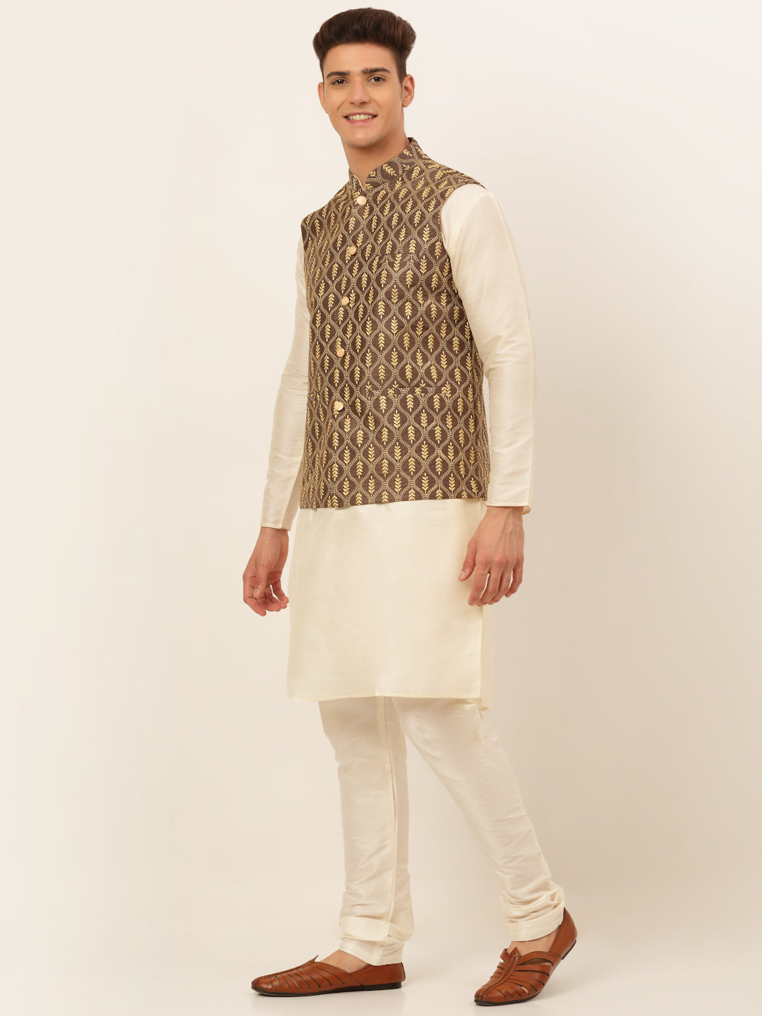 Jompers Men's Solid Kurta Pyjama With Nehru Jacket - Brown