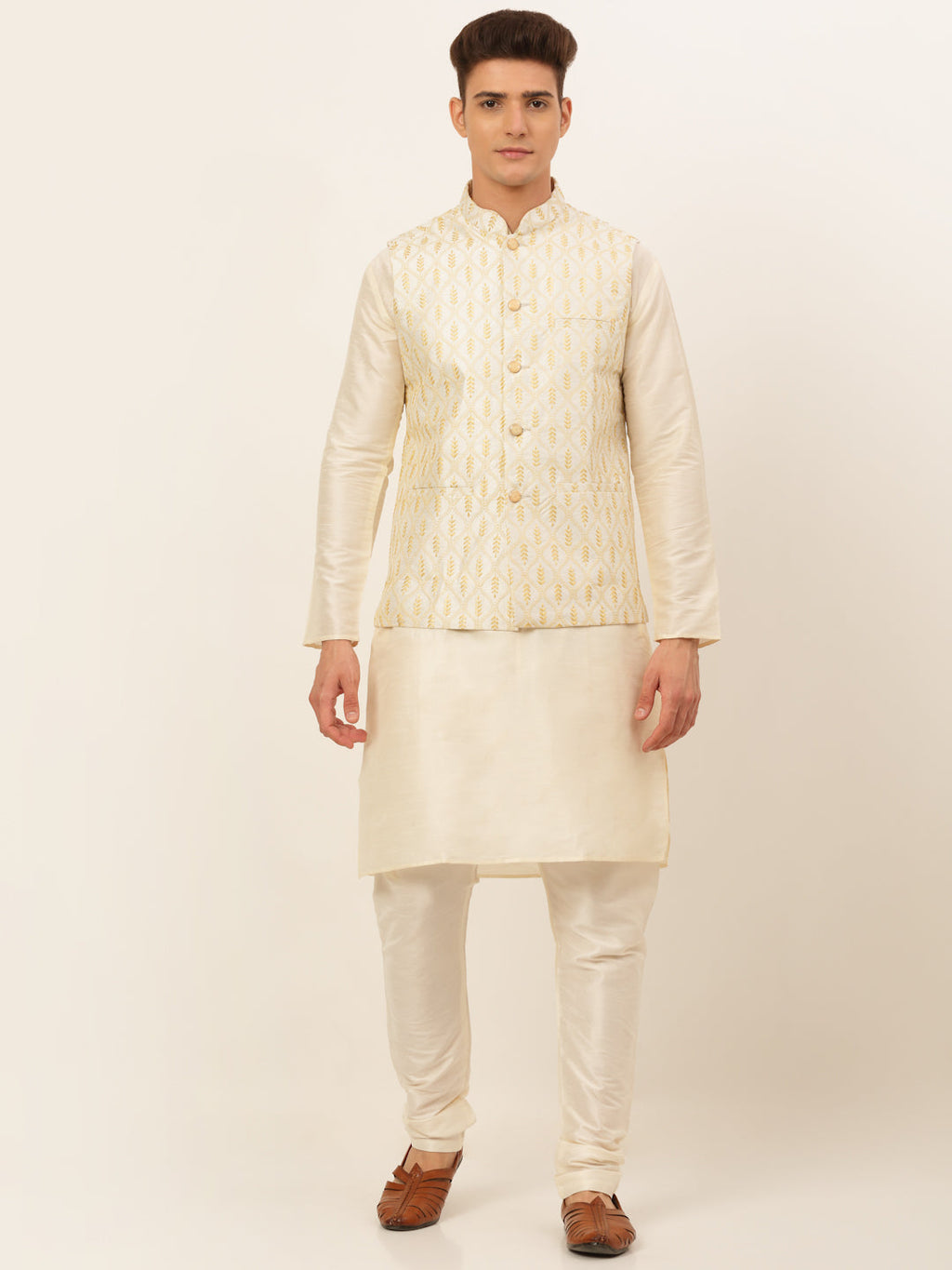 Jompers Men's Solid Kurta Pyjama With Nehru Jacket - Silver