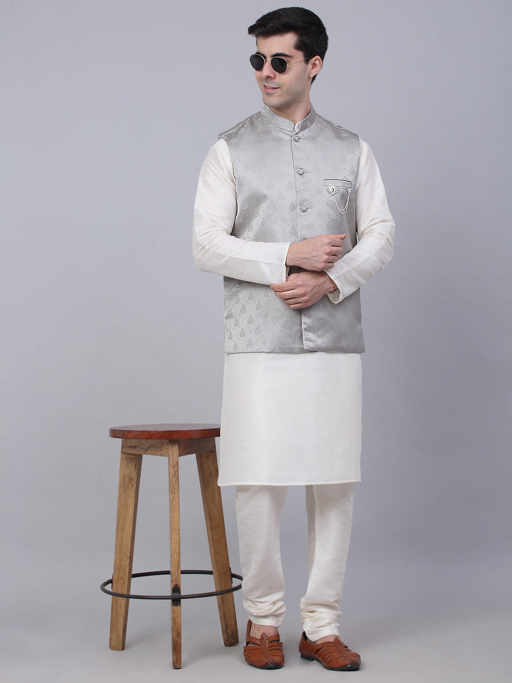 Jompers Men's Solid Kurta Pyjama With Woven Design Nehru Jacket - Grey