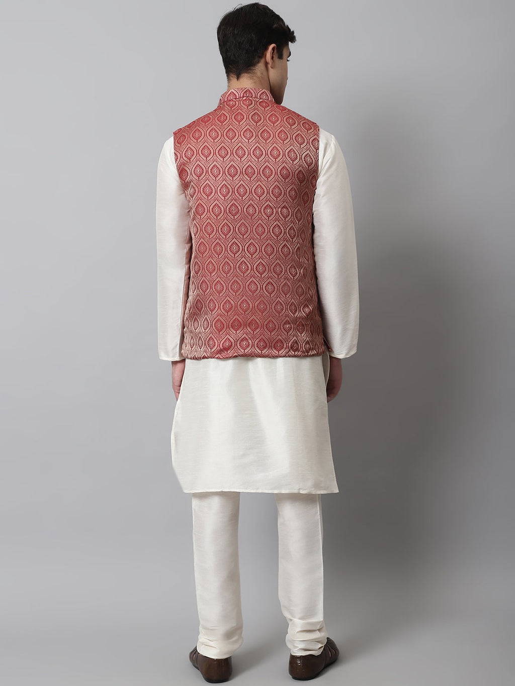 Jompers Men's Off White Solid Kurta Pyjama with Maroon Woven Design Nehru Jacket