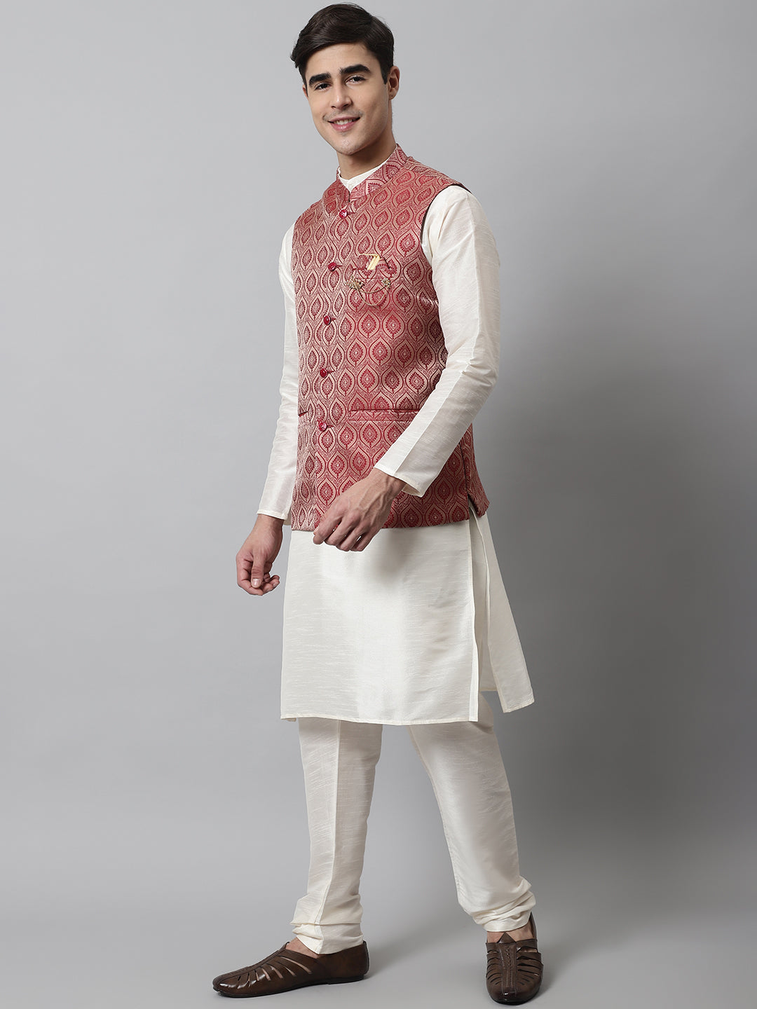 Jompers Men's Off White Solid Kurta Pyjama with Maroon Woven Design Nehru Jacket