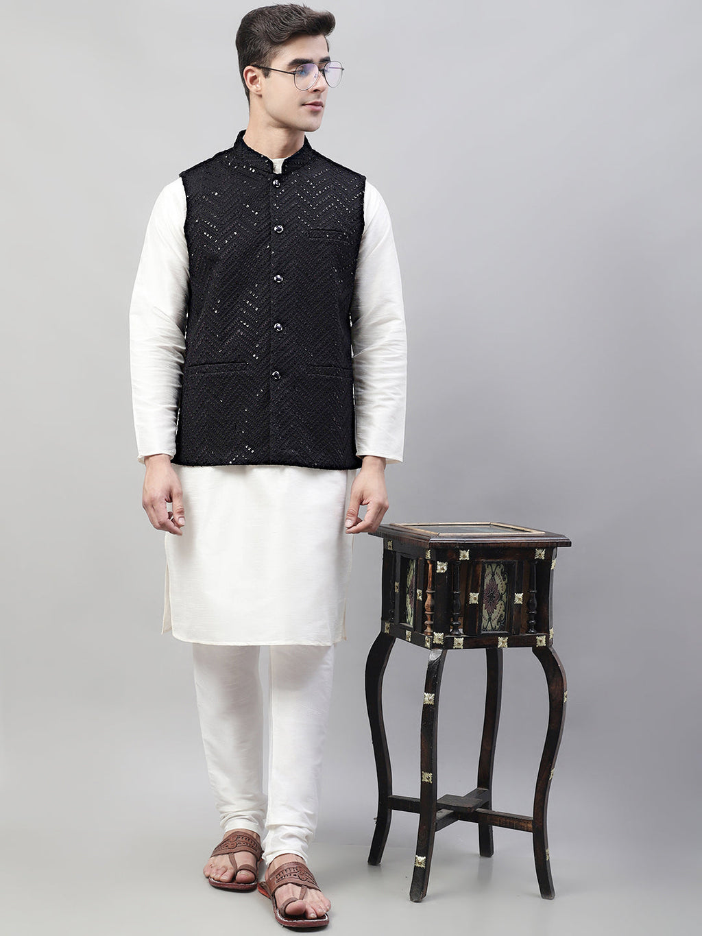 Jompers Men's White Solid Kurta Pyjama with Black Embroidered Nehru Jacket