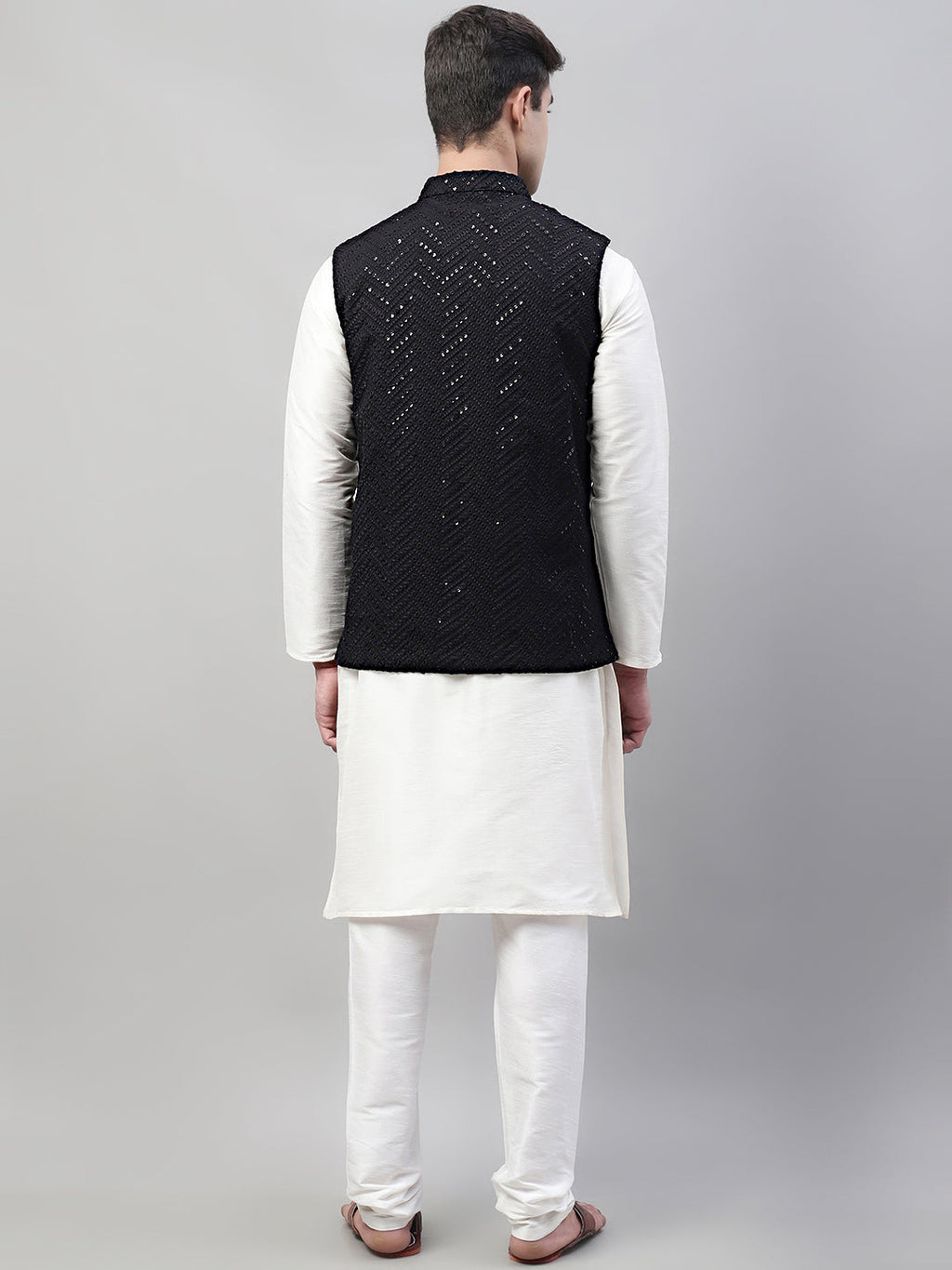 Jompers Men's White Solid Kurta Pyjama with Black Embroidered Nehru Jacket