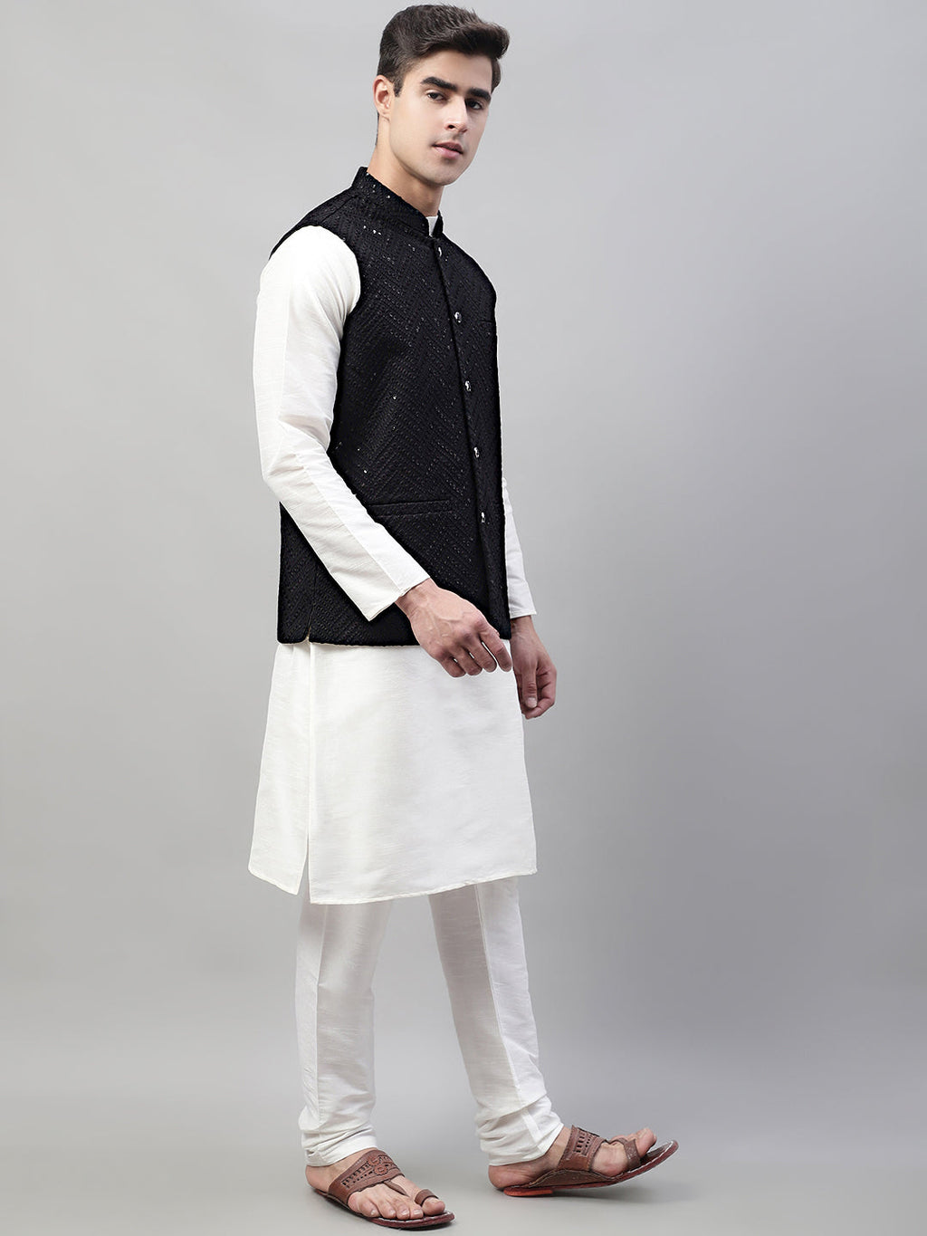 Jompers Men's White Solid Kurta Pyjama with Black Embroidered Nehru Jacket