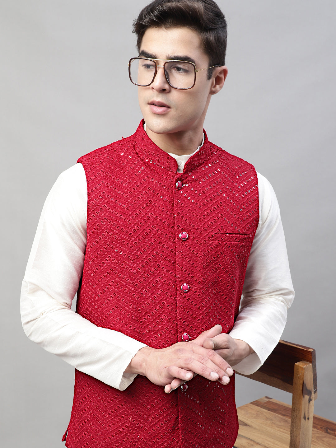 Jompers Men's White Solid Kurta Pyjama with Maroon Embroidered Nehru Jacket