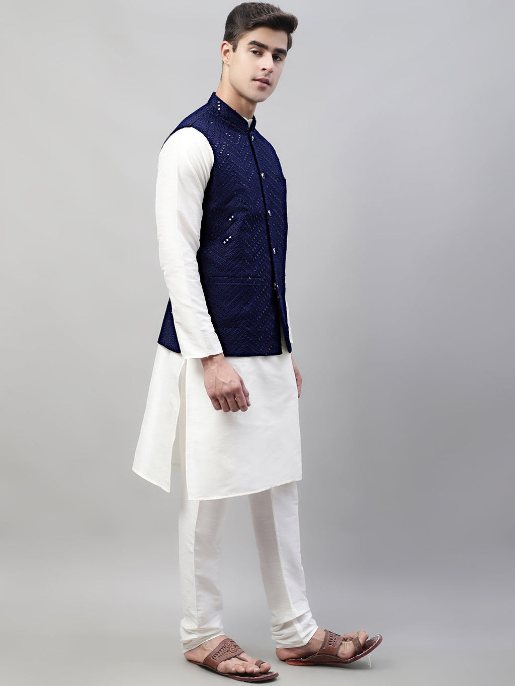 Jompers Men's White Solid Kurta Pyjama with Navy Blue Embroidered Nehru Jacket