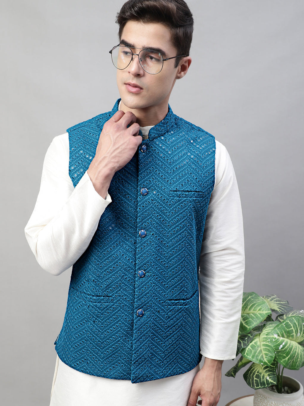 Jompers Men's White Solid Kurta Pyjama with Blue Embroidered Nehru Jacket