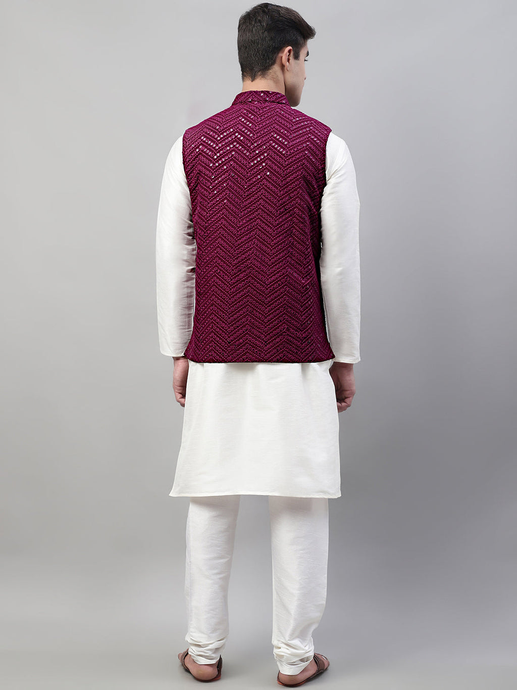 Jompers Men's White Solid Kurta Pyjama with Purple Embroidered Nehru Jacket