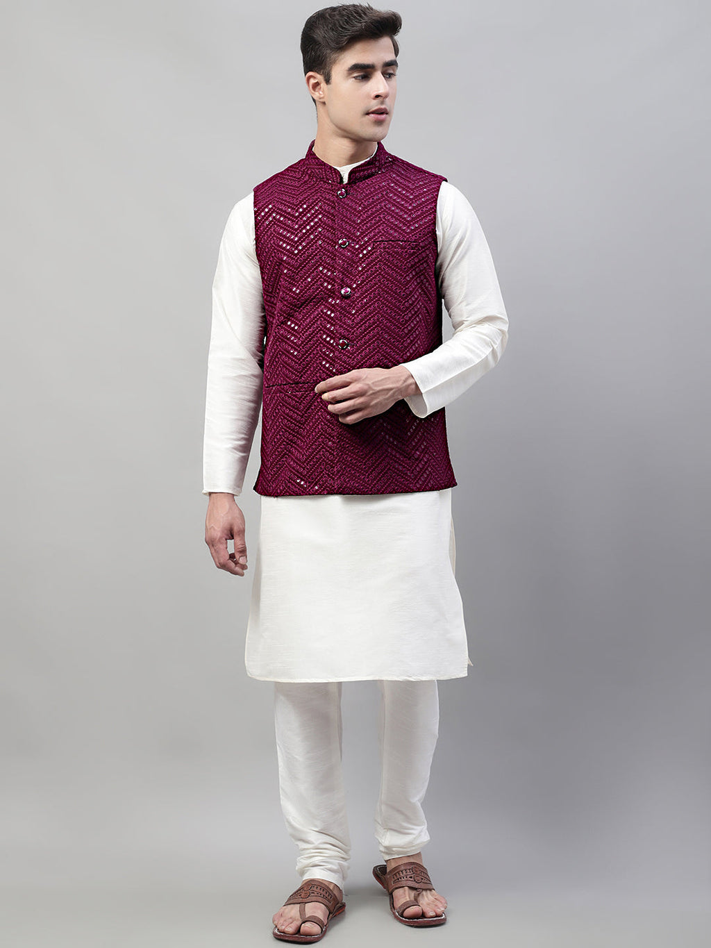 Jompers Men's White Solid Kurta Pyjama with Purple Embroidered Nehru Jacket