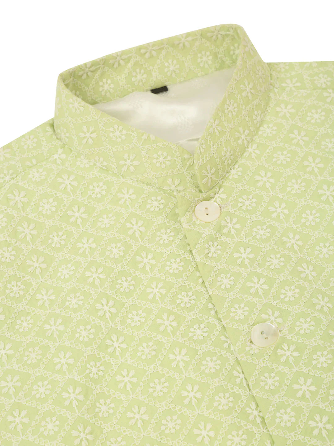 Jompers Men's White Cotton Blend Kurta with Pyjamas & Green Embroidered Nehru Jacket