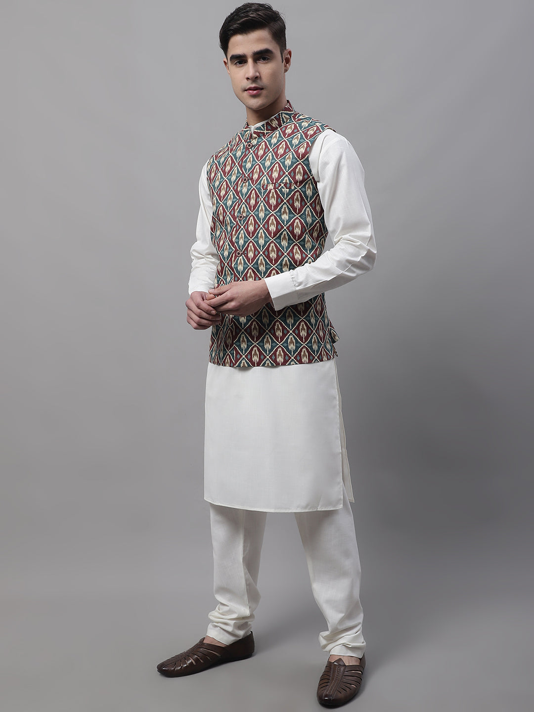 Jompers Men's off-White Solid Kurta Pyjama with Teal Blue Printed Nehru Jacket