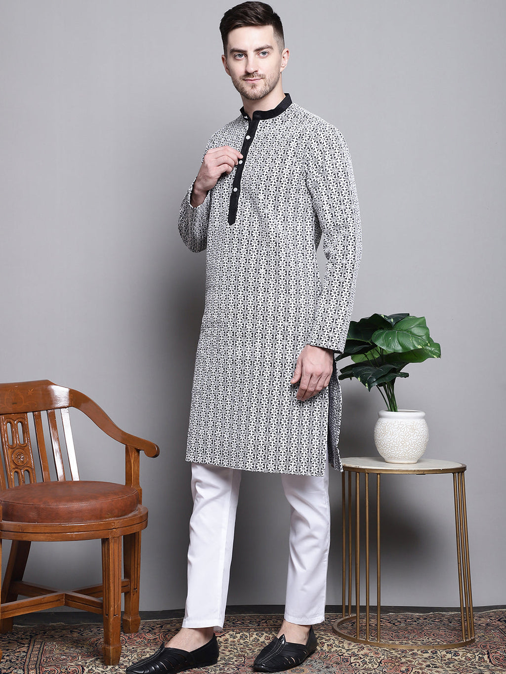 Jompers Men's Sequin Embroidered Silk Blend Kurta with Pyjamas - Black