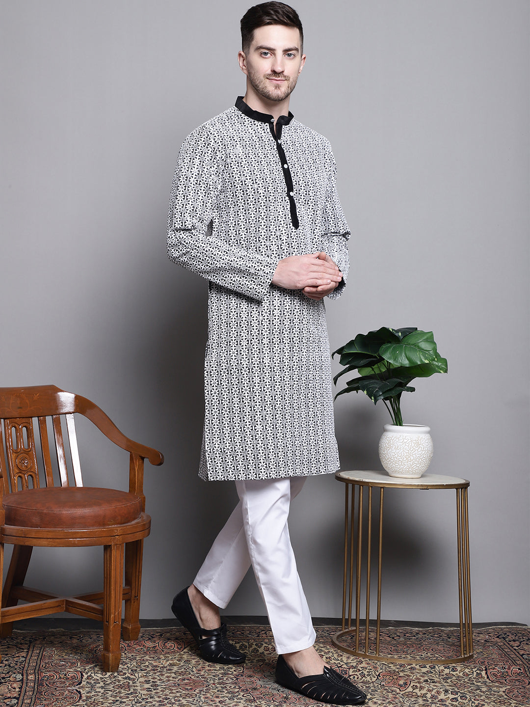 Jompers Men's Sequin Embroidered Silk Blend Kurta with Pyjamas - Black
