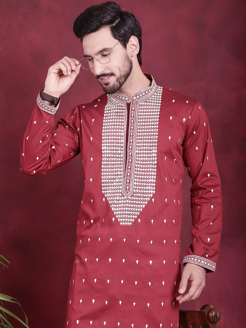 Jompers Men's Sequins Embroidered Kurta Pyjama Set - Maroon