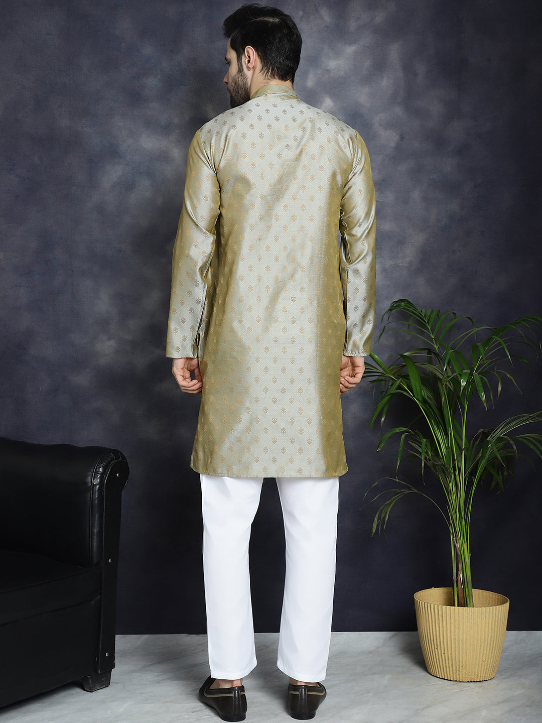 Jompers Men's Woven Design Silk Blend Kurta with Pyjama - Pista