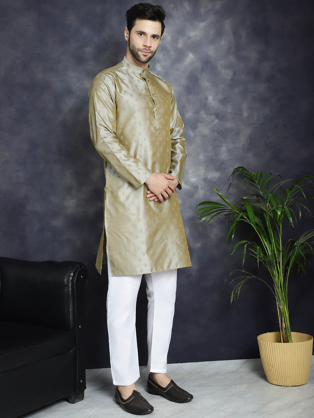 Jompers Men's Woven Design Silk Blend Kurta with Pyjama - Pista
